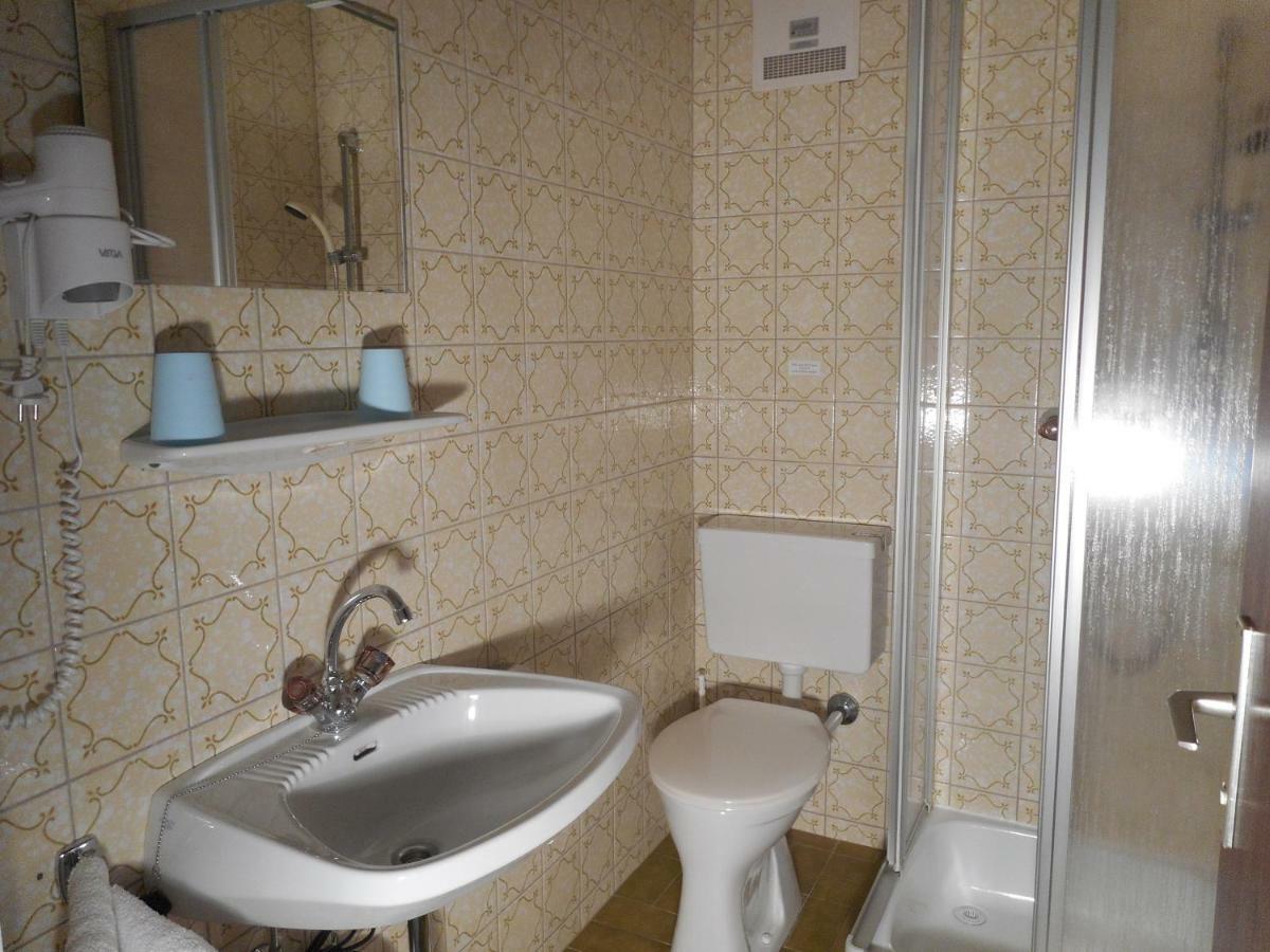 לינה וארוחת בוקר שטרובל Haus Amalia מראה חיצוני תמונה